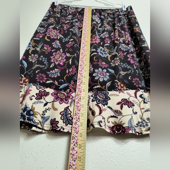Lane Bryant Floral Ruffle Skirt Women's Size 14/16 Black Boho - Picture 9 of 10